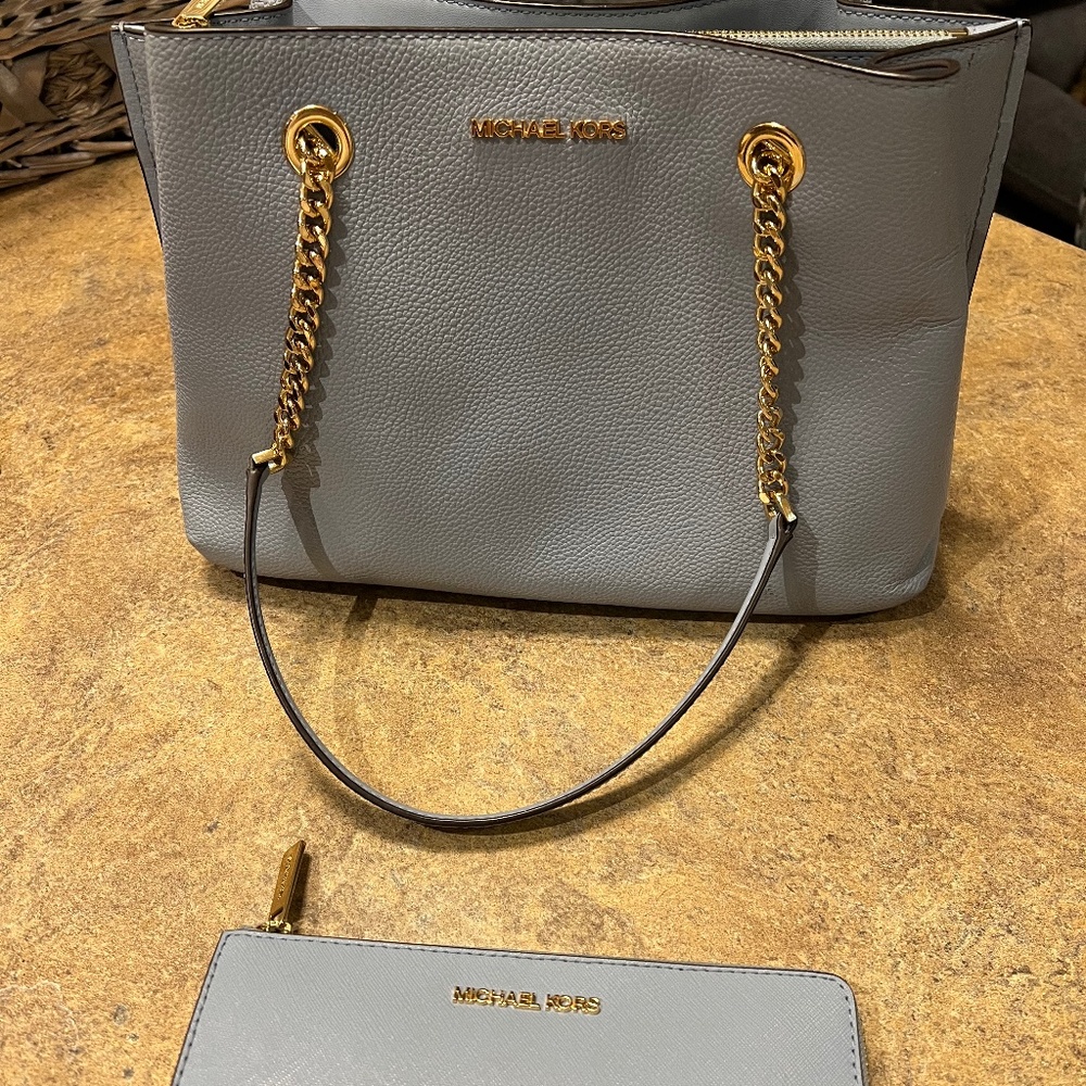 ✨ Authentic Michael Kors Purse + Matching Wallet – Flawless Condition ✨